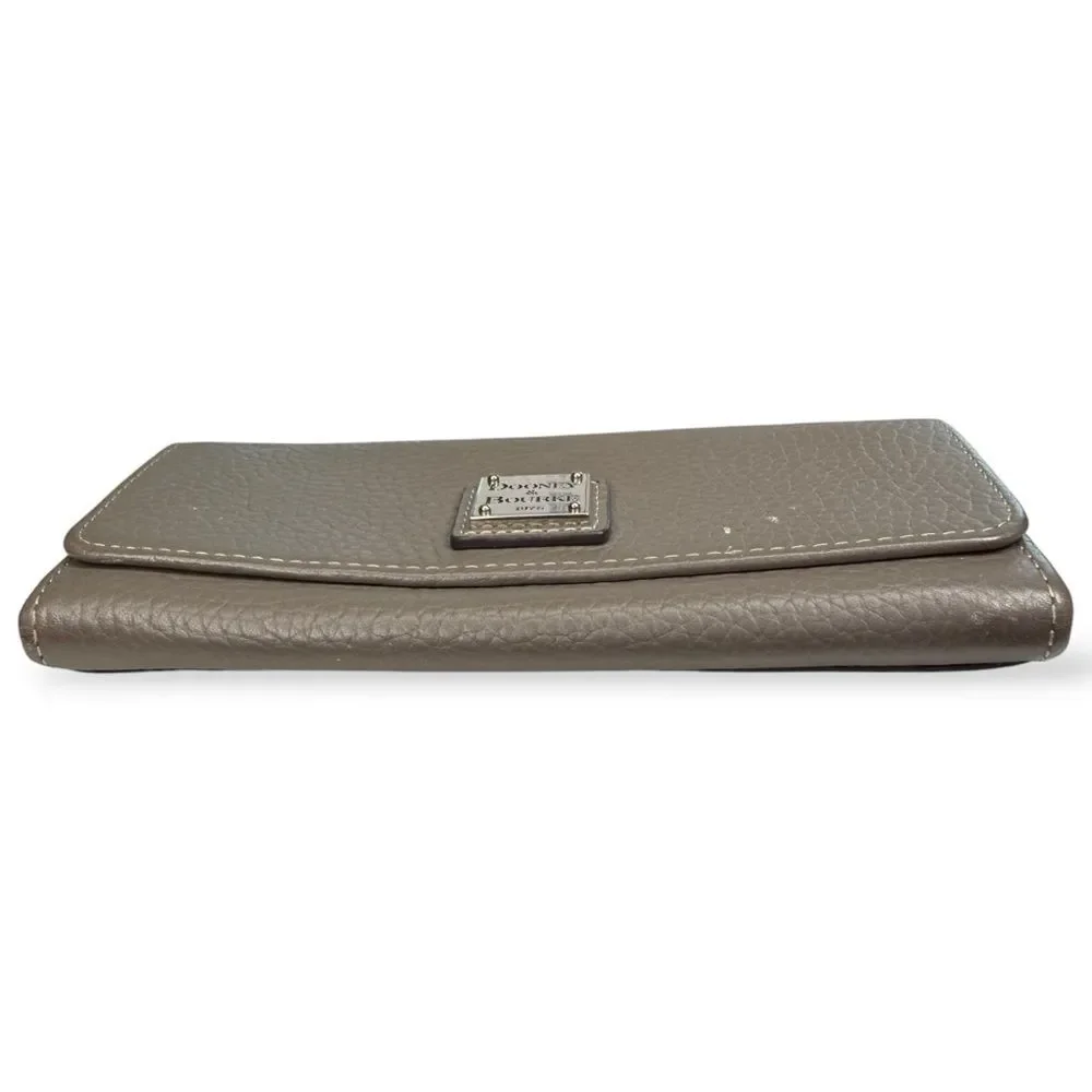 ▪️DOONEY & BOURKE Pebbled Leather Bifold Snap Wallet